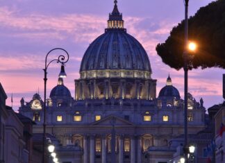 Top 10 cele mai mici state europene Vatican