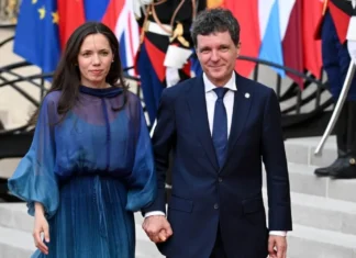 Mirabela Grădinaru a reprezentat România la Kiev, în absența lui Nicușor Dan Mirabela Grădinaru a reprezentat România la Kiev, în absența lui Nicușor Dan