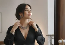 Bijuteriile care schimbă proporțiile unei ținute printr-un echilibru bine ales