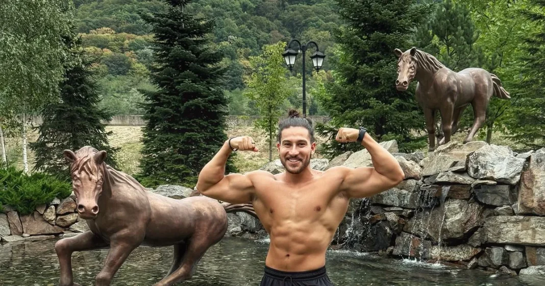 Mirel Gheorghe, schimbare radicală înainte de Insula Iubirii. Cum arăta „Tarzan” în urmă cu șase ani Mirel Gheorghe, schimbare radicală înainte de Insula Iubirii. Cum arăta „Tarzan” în urmă cu șase ani