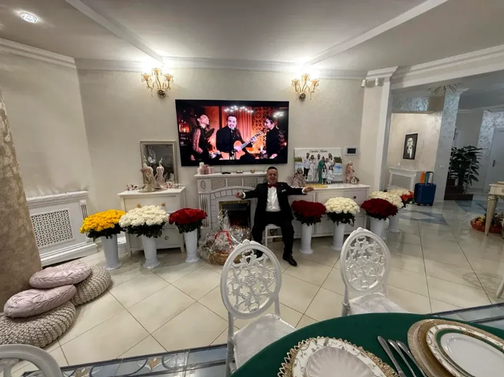 Adrian Minune a povestit despre clipe mai puțin plăcute din viața sa.