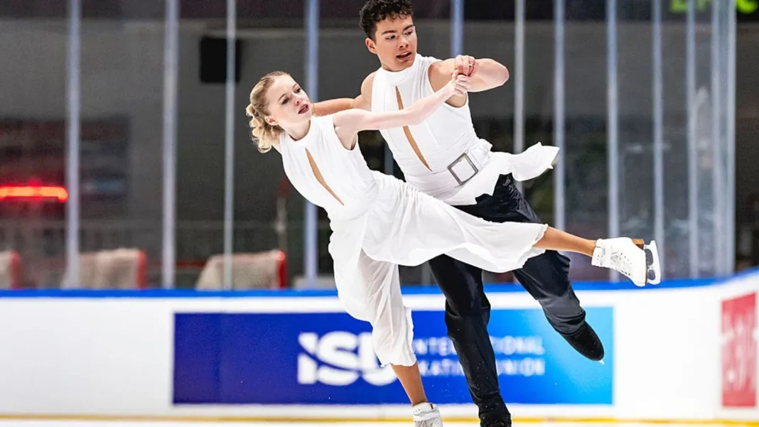 Maite Van Mulders, patinatoarea din Belgia care reprezintă România Maite Van Mulders, patinatoarea din Belgia care reprezintă România