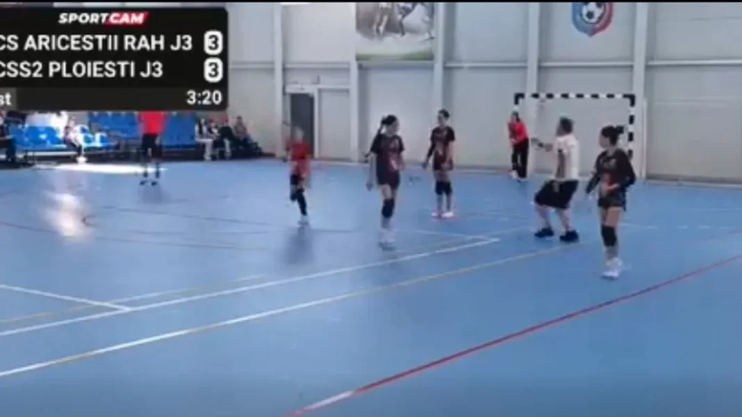 Silviu Stănescu a intrat pe teren la un meci U15 din Prahova